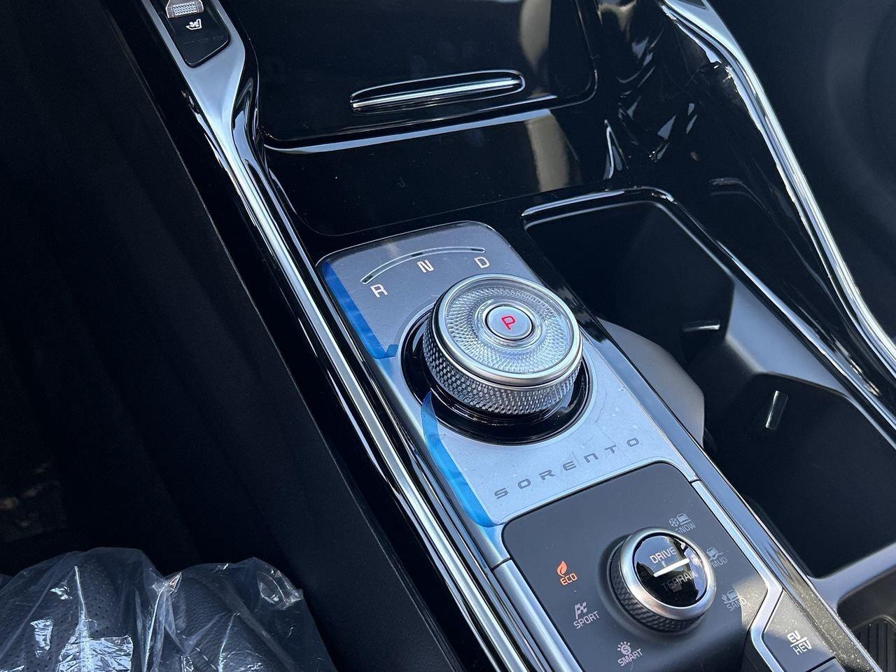 2026 Kia Sorento Plug-In Hybrid SX Blindview Monitor   Digital Cluster Photo