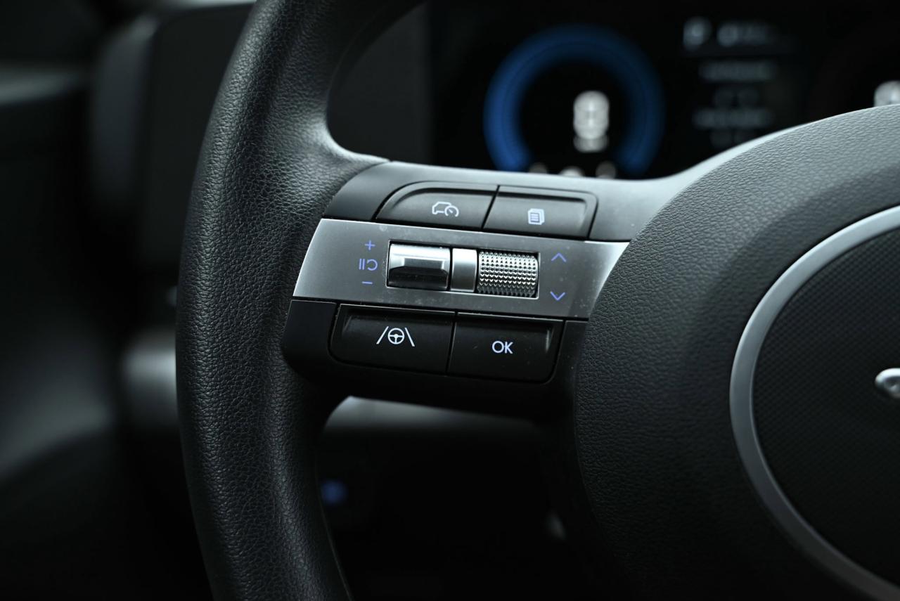 2024 Hyundai KONA Essential Photo