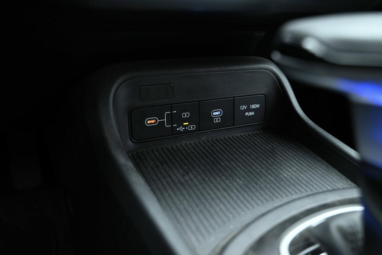 2024 Hyundai KONA Essential Photo