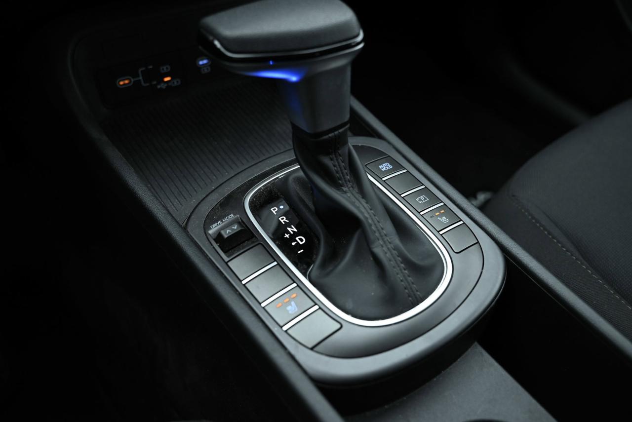 2024 Hyundai KONA Essential Photo