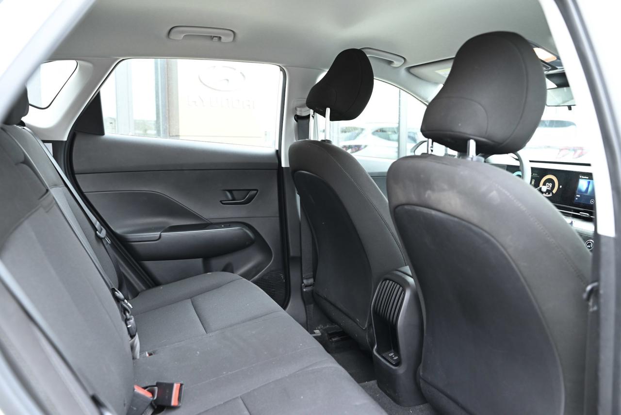 2024 Hyundai KONA Essential Photo