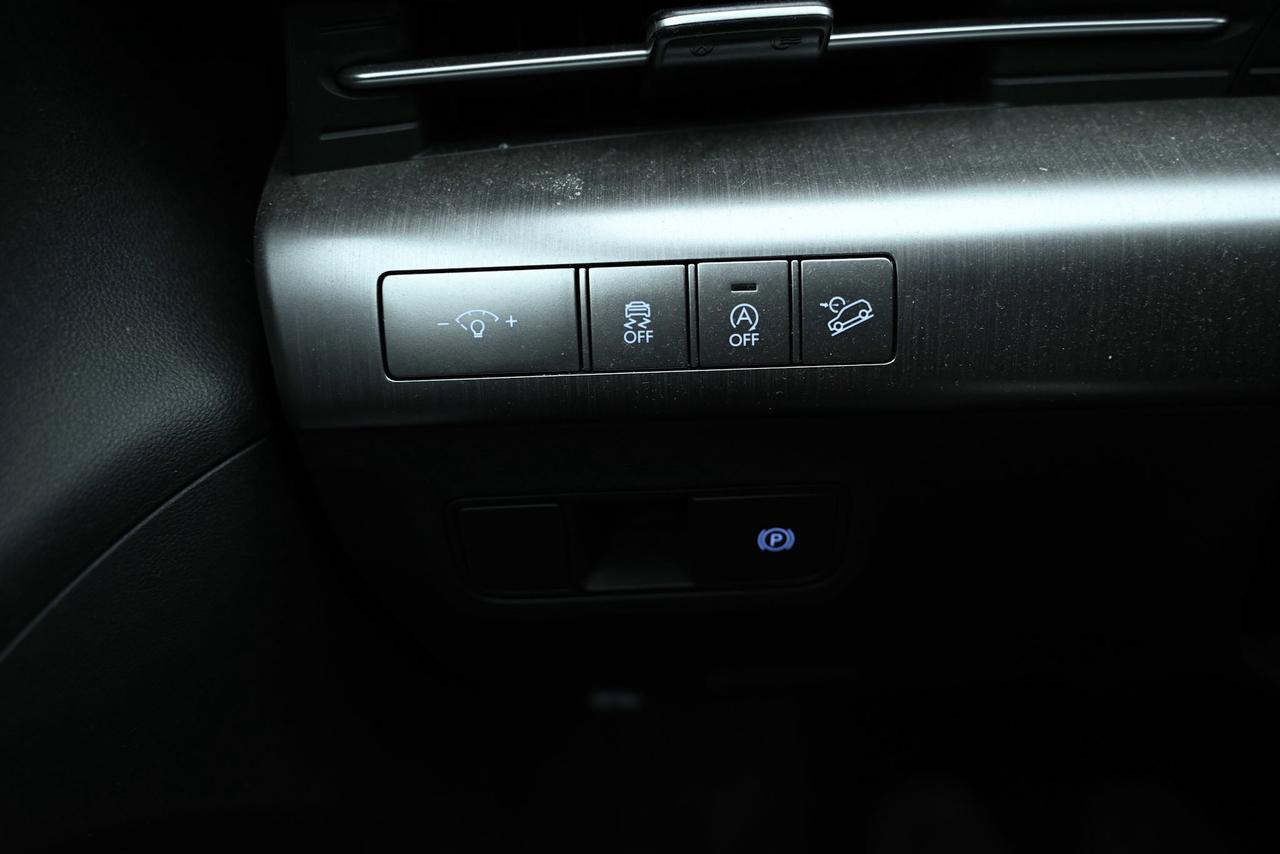 2024 Hyundai KONA Essential Photo