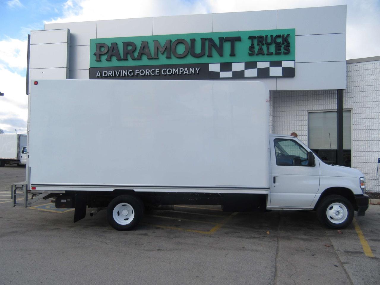 2025 Ford E-450 HIGH BOX 16 FT CUBE VAN POWER LIFTGATE Photo