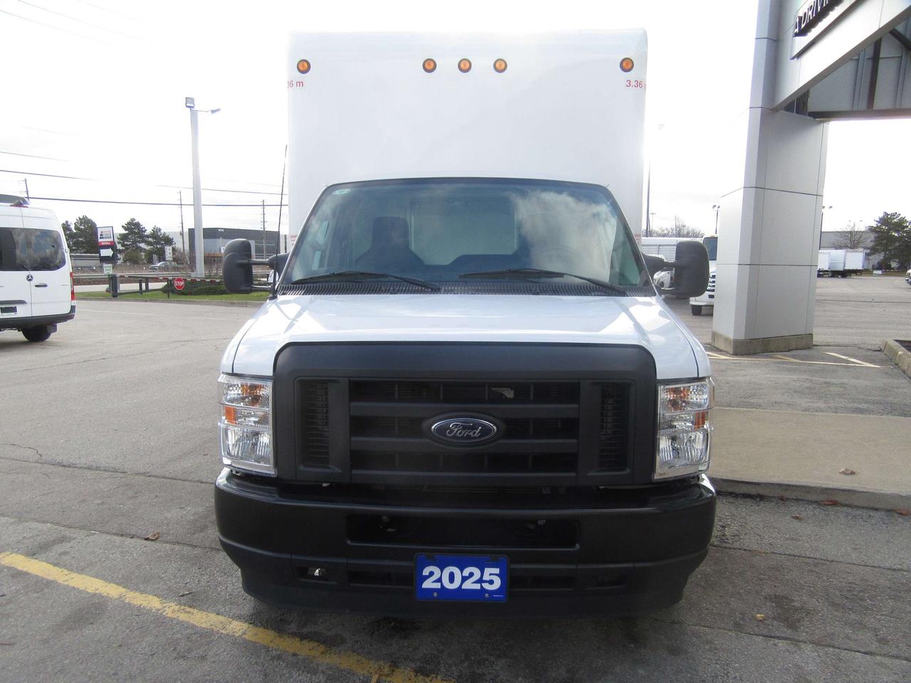 2025 Ford E-450 HIGH BOX 16 FT CUBE VAN POWER LIFTGATE Photo