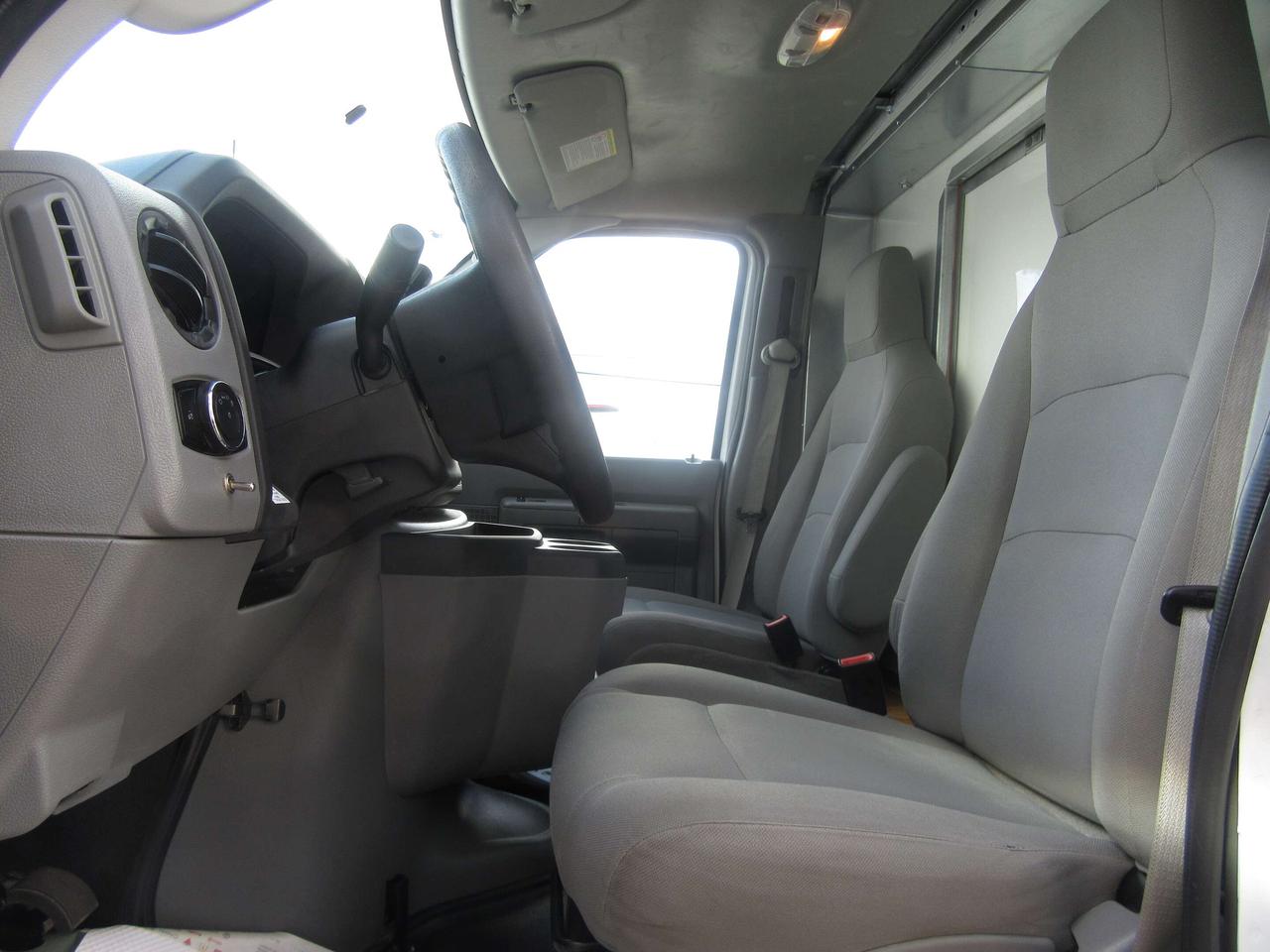 2025 Ford E-450 HIGH BOX 16 FT CUBE VAN POWER LIFTGATE Photo
