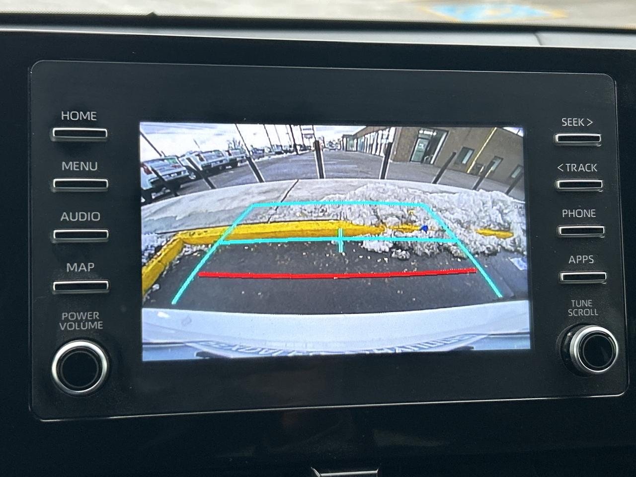 2022 Toyota Camry SE Auto   ONE OWNER   CLEAN CARFAX Photo