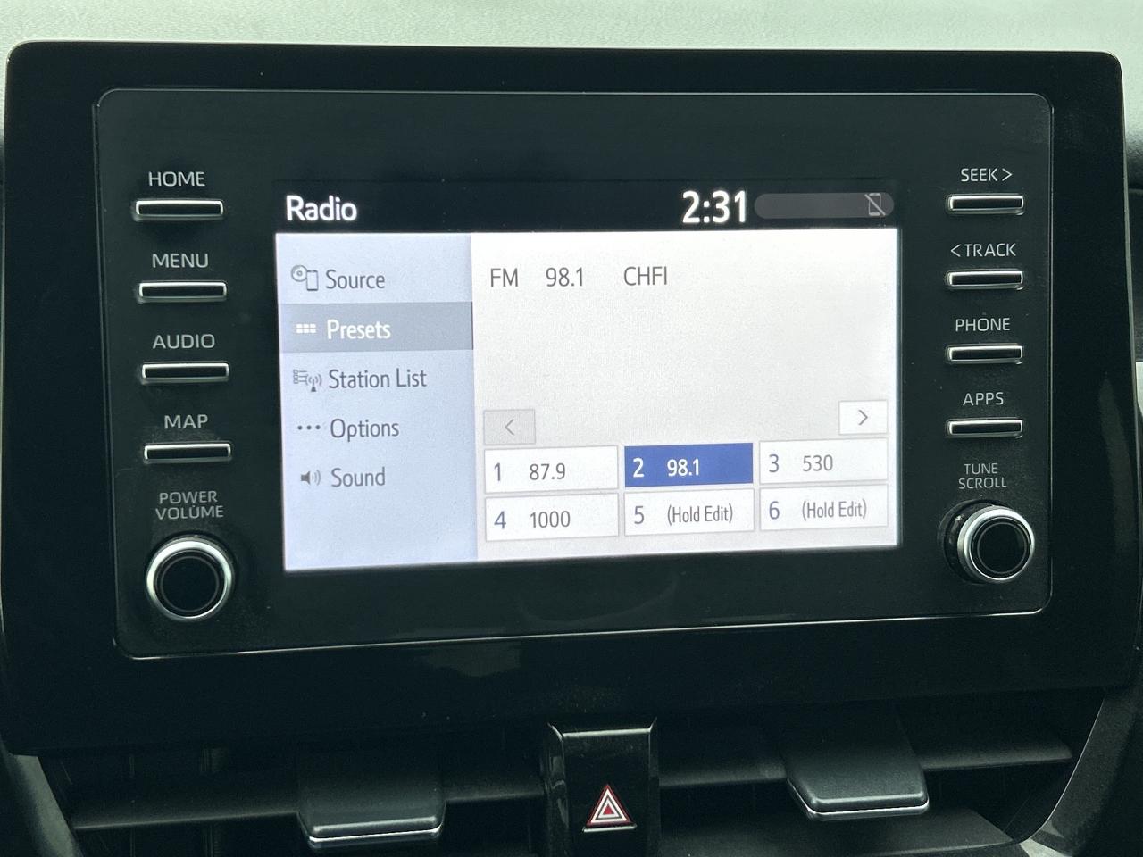 2022 Toyota Camry SE Auto   ONE OWNER   CLEAN CARFAX Photo