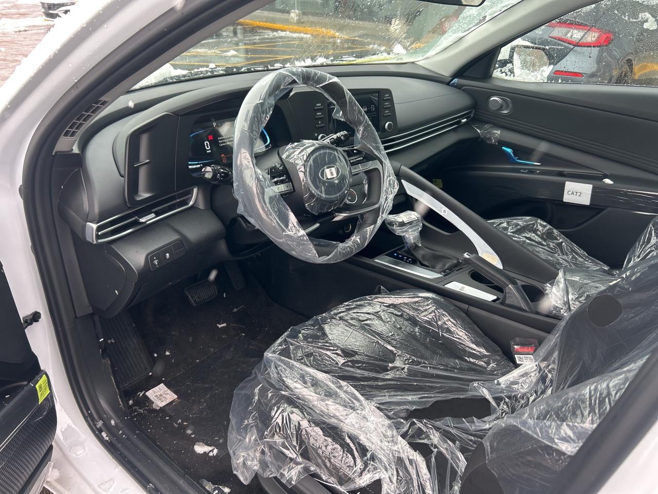 2025 Hyundai Elantra Preferred IVT   Starting from 4.49% OAC Photo