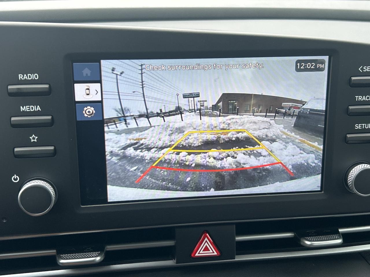 2025 Hyundai Elantra Preferred IVT   Starting from 4.49% OAC Photo