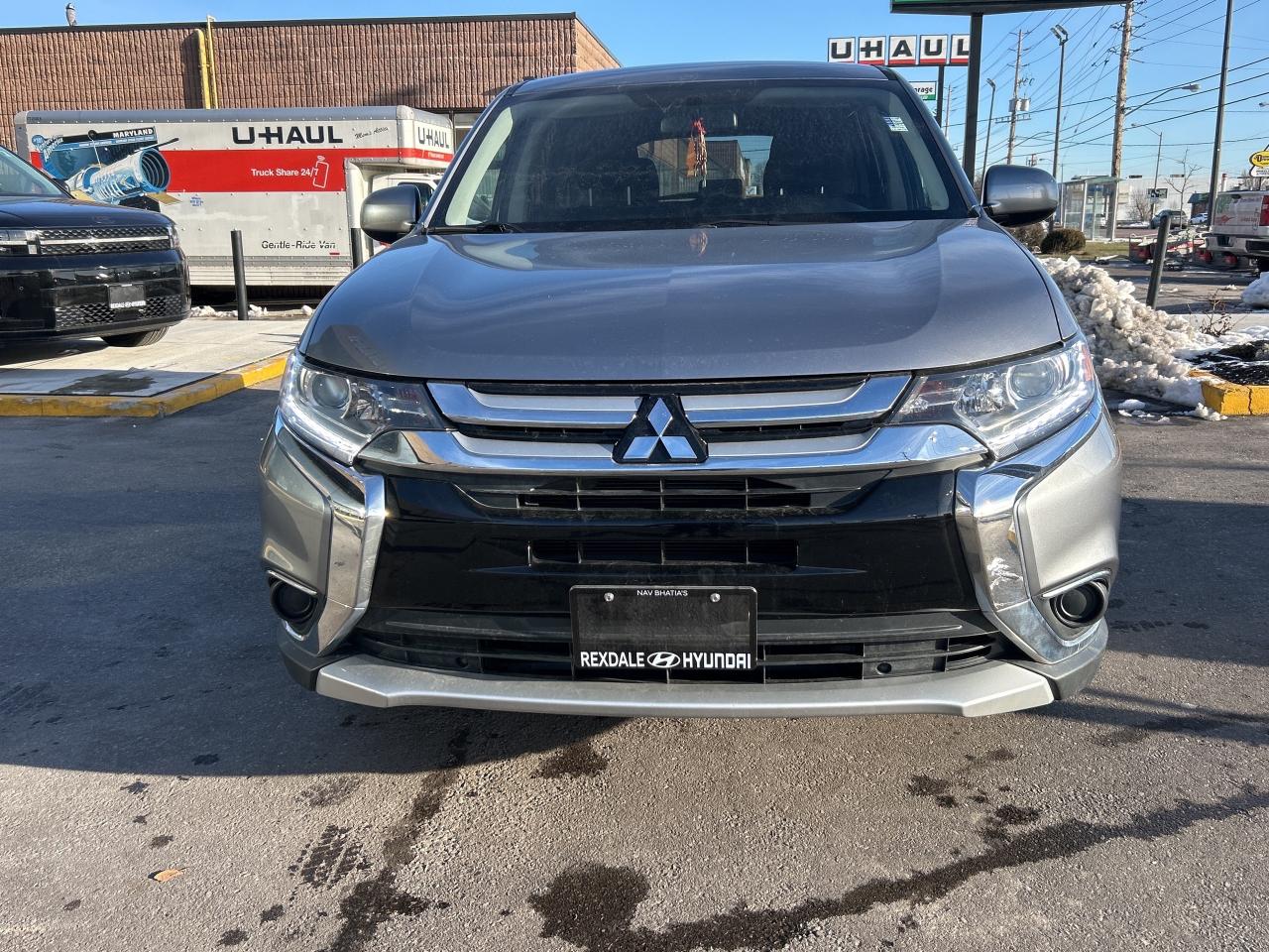 2017 Mitsubishi Outlander AWC 4dr ES Photo