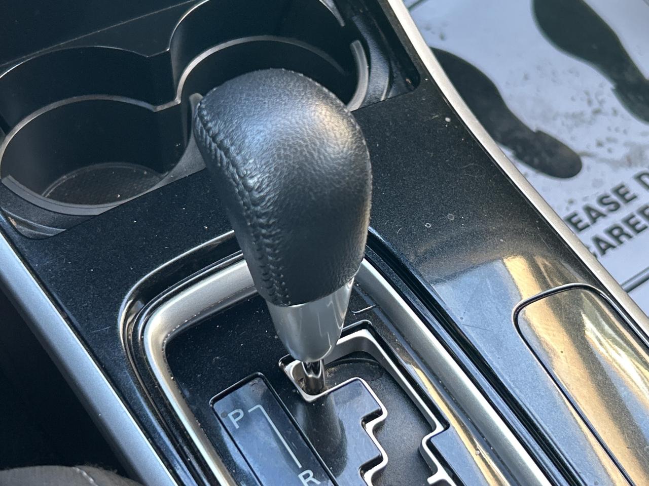 2017 Mitsubishi Outlander AWC 4dr ES Photo