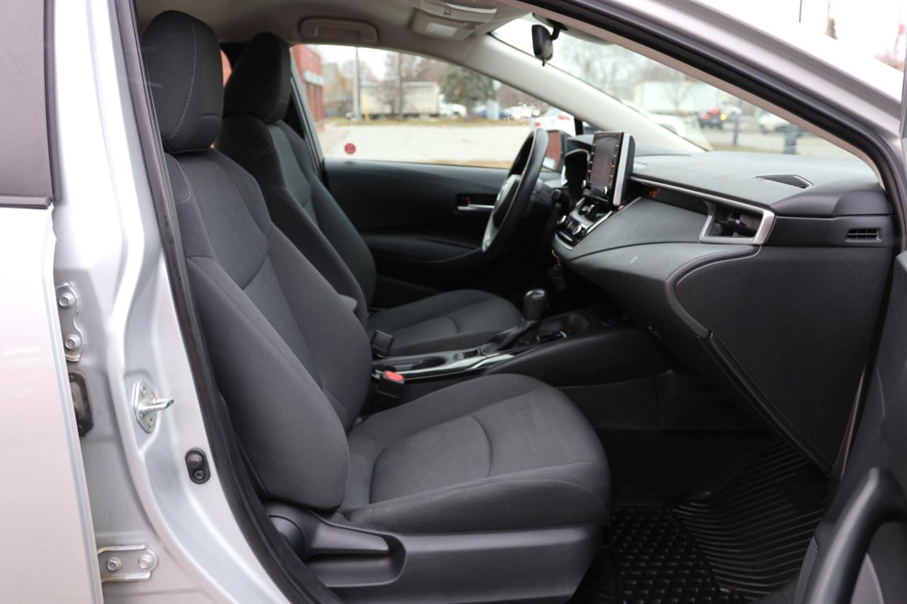 2020 Toyota Corolla LE/BLIND SPOT WARNING/BACKUP CAM/H SEATS/BLUETOOTH Photo