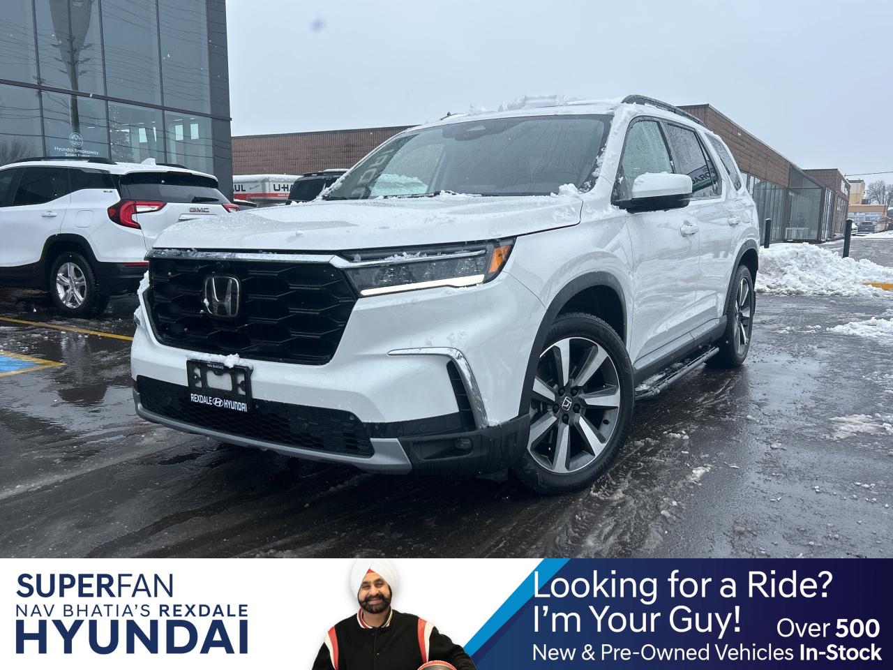 2024 Honda Pilot Touring AWD   ONE OWNER   CLEAN CARFAX Photo0