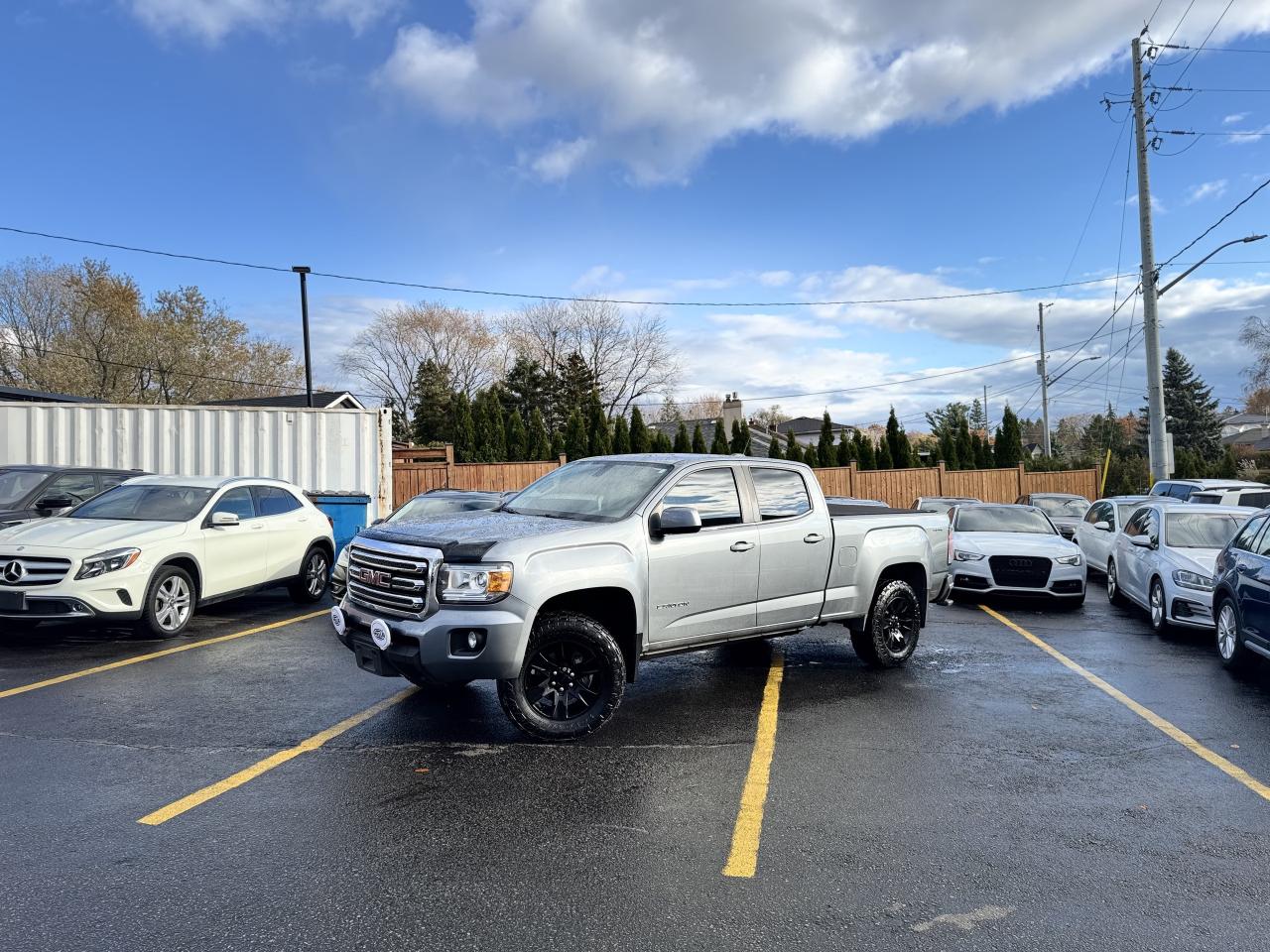 2018 GMC Canyon 4WD Crew Cab 140.5  All Terrain w-Cloth Photo