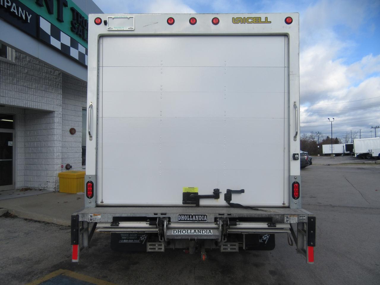 2025 Ford Super Duty E-450 DRW HIGH BOX 16FT CUBE VAN POWER LIFTGATE Photo