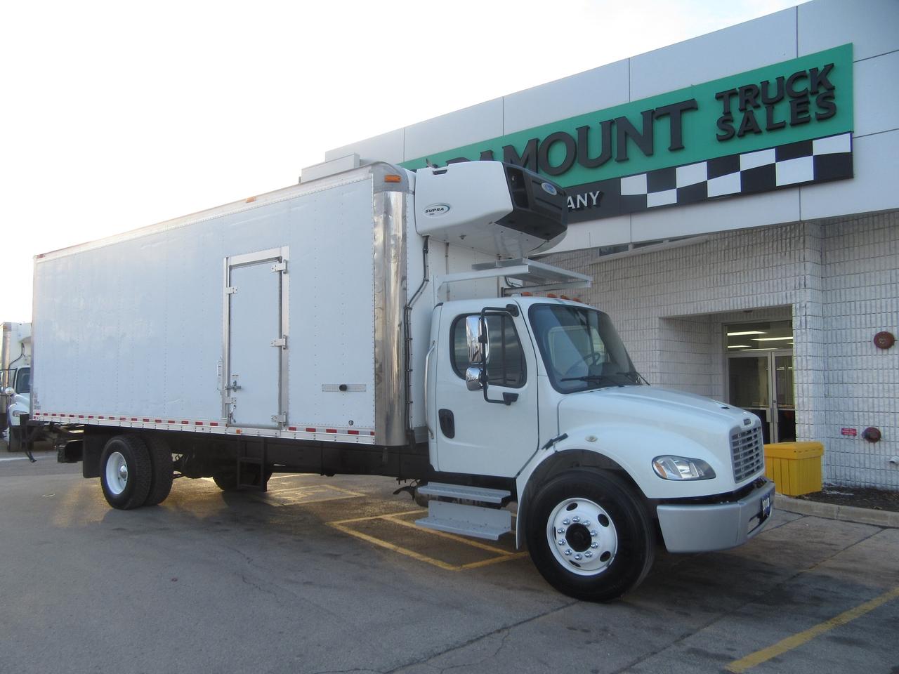 2018 Freightliner M2-106 26FT REEFER BOX CARRIER SUPRA 960 Photo