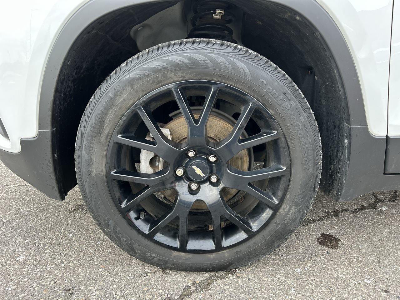 2022 Chevrolet Trax AWD LT Leather Seats  Remote Starter  Alloy Wheels Photo