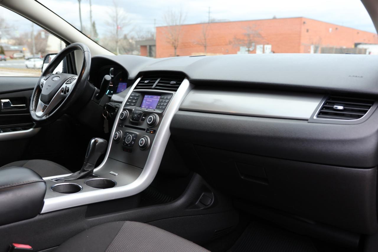 2013 Ford Edge 4DR SEL FWD Photo