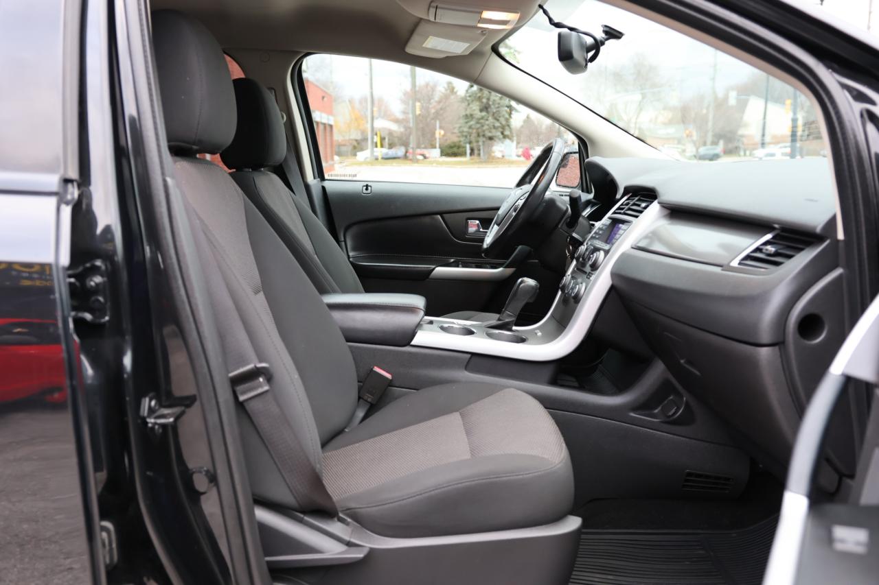 2013 Ford Edge 4DR SEL FWD Photo