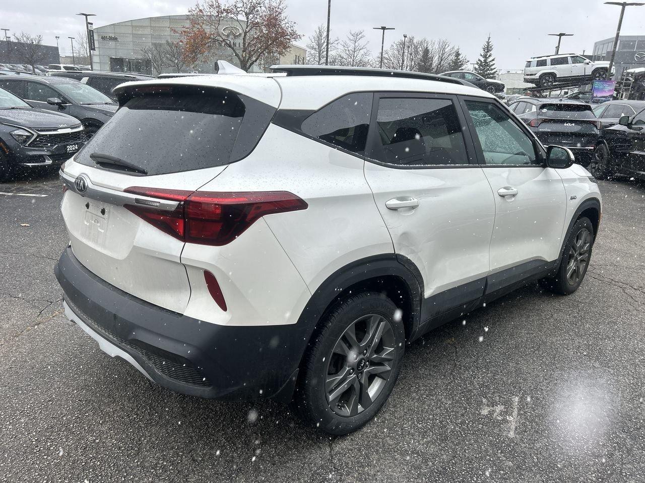 2021 Kia Seltos LX   Where Comfort Meets Capability NO ACCIDENTS Photo