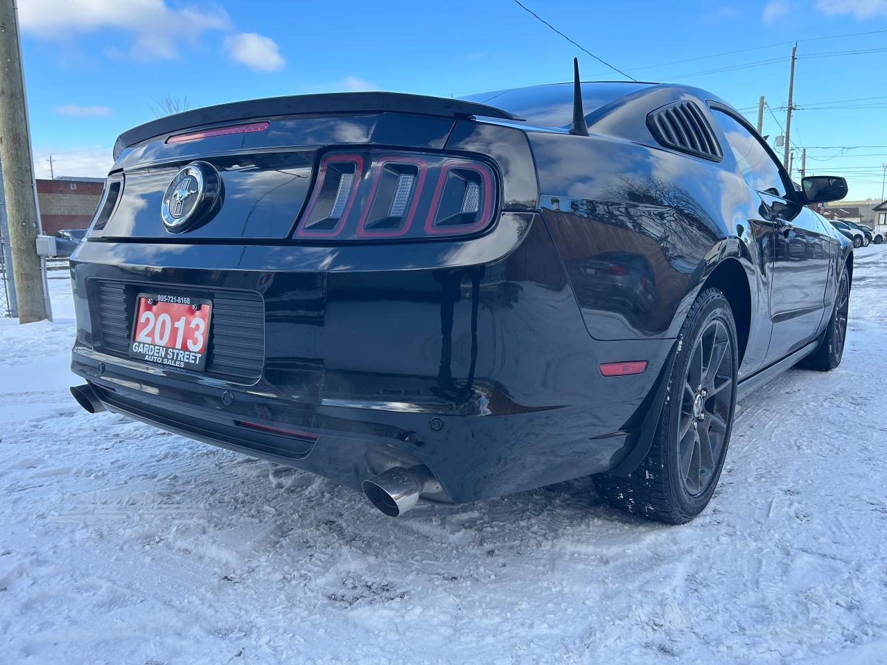 2013 Ford Mustang V6 Photo4