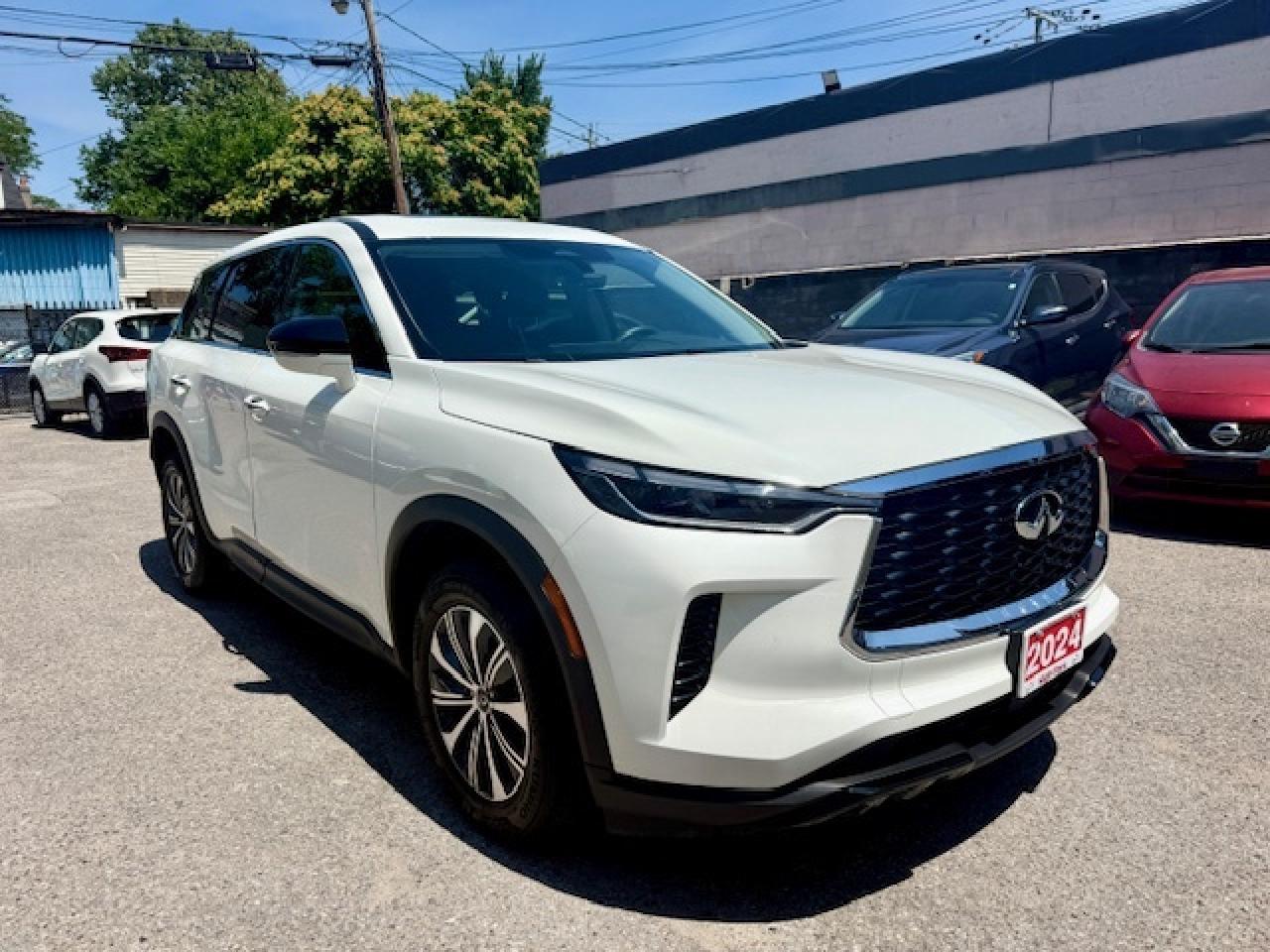 2024 Infiniti QX60 WINTER TIRES INCL, PURE, APPLE CARPLAY $ ANDROID Photo