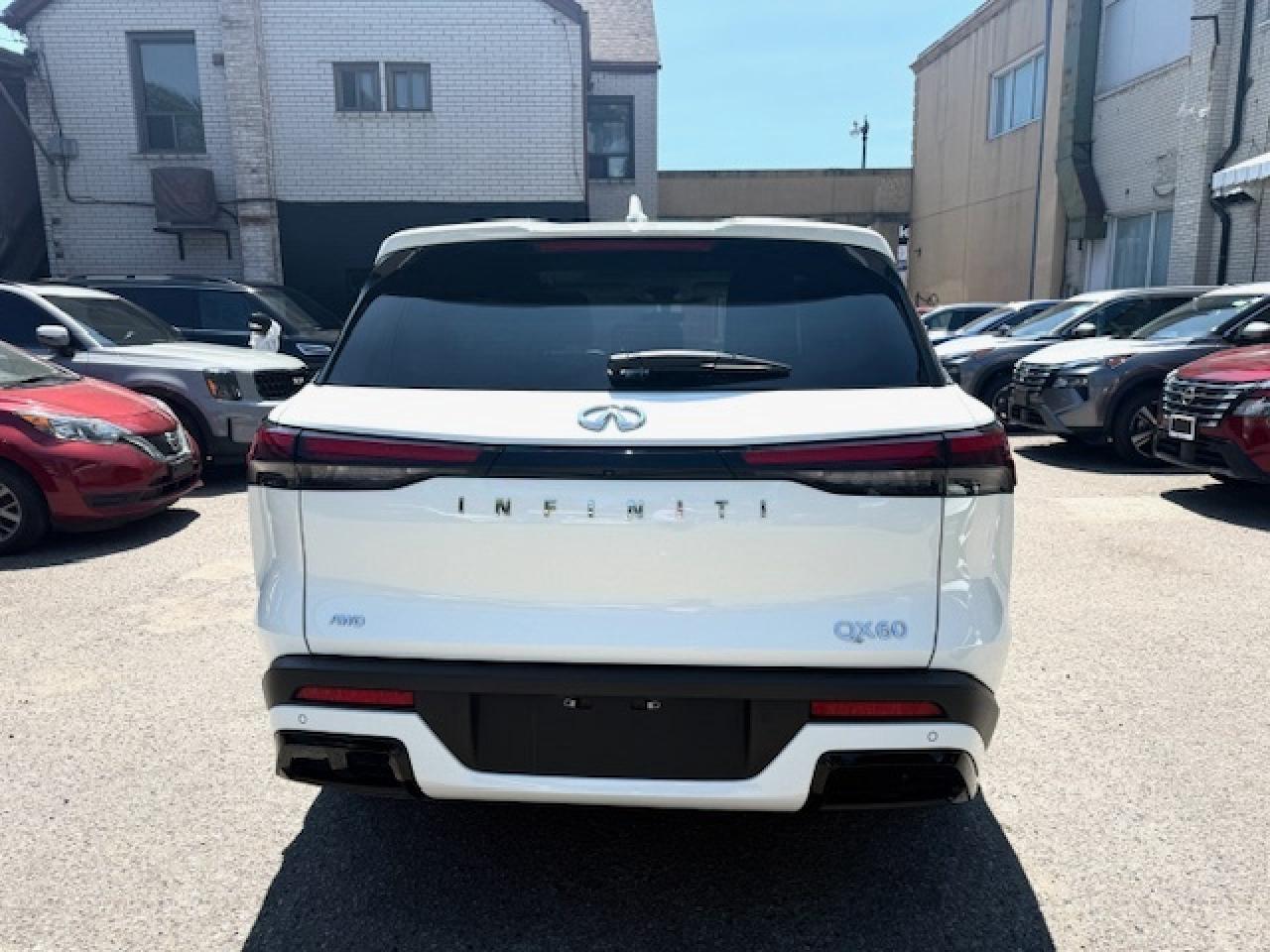 2024 Infiniti QX60 WINTER TIRES INCL, PURE, APPLE CARPLAY $ ANDROID Photo