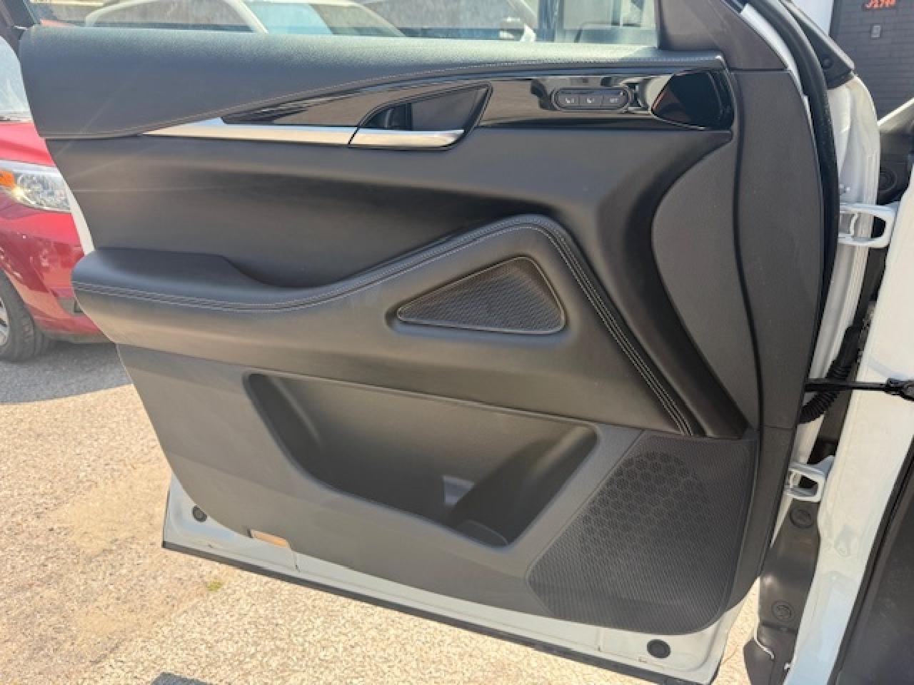 2024 Infiniti QX60 WINTER TIRES INCL, PURE, APPLE CARPLAY $ ANDROID Photo