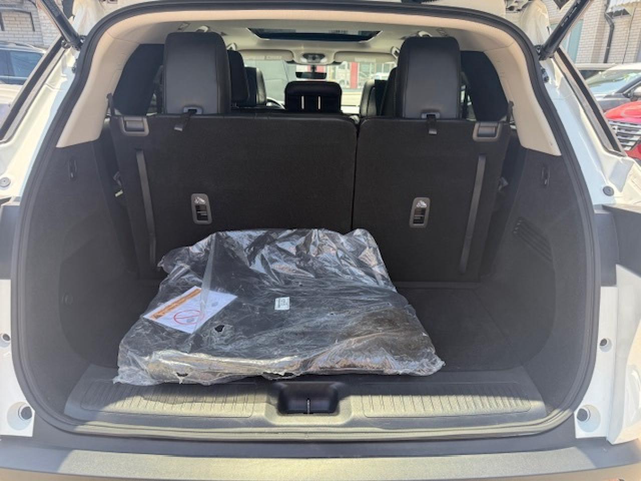 2024 Infiniti QX60 WINTER TIRES INCL, PURE, APPLE CARPLAY $ ANDROID Photo