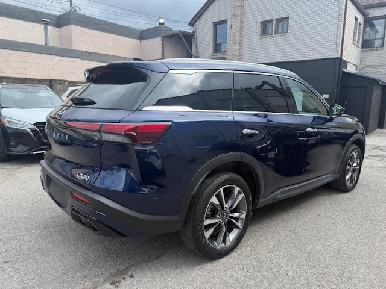 2024 Infiniti QX60 LUXE, NAVI, PRO-PILOT, 360 CAM, REMOTE START, 20" Photo4