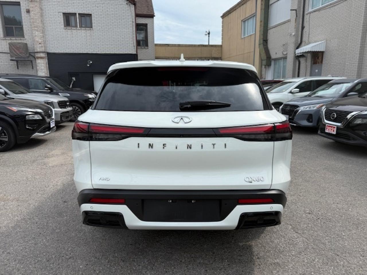 2024 Infiniti QX60 PURE, APPLE CARPLAY $ ANDROID AUTO, BLUETOOTH STRE Photo
