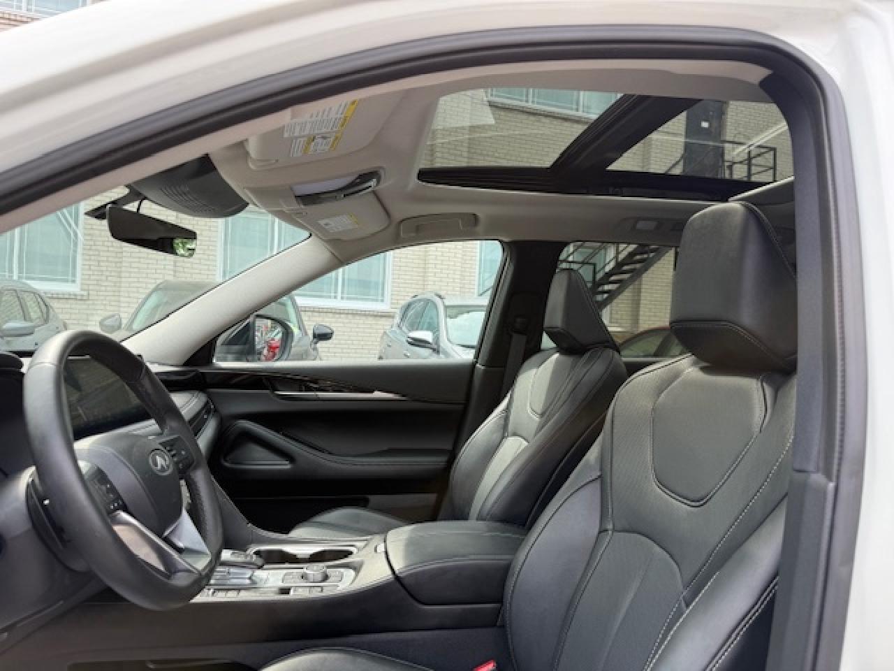 2024 Infiniti QX60 PURE, APPLE CARPLAY $ ANDROID AUTO, BLUETOOTH STRE Photo