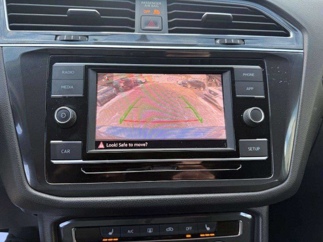 2019 Volkswagen Tiguan Trendline 4MOTION, APPLE CARPLAY, BLUETOOTH, HEATE Photo
