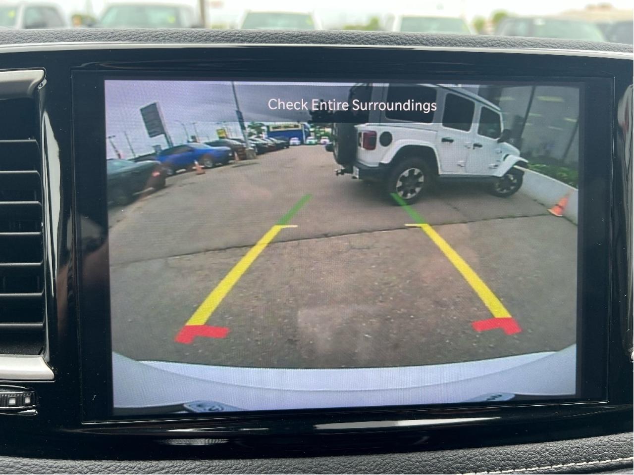 2024 Chrysler Pacifica Touring-L *LEATHER *BLINDSPOT *REMOTE START Photo