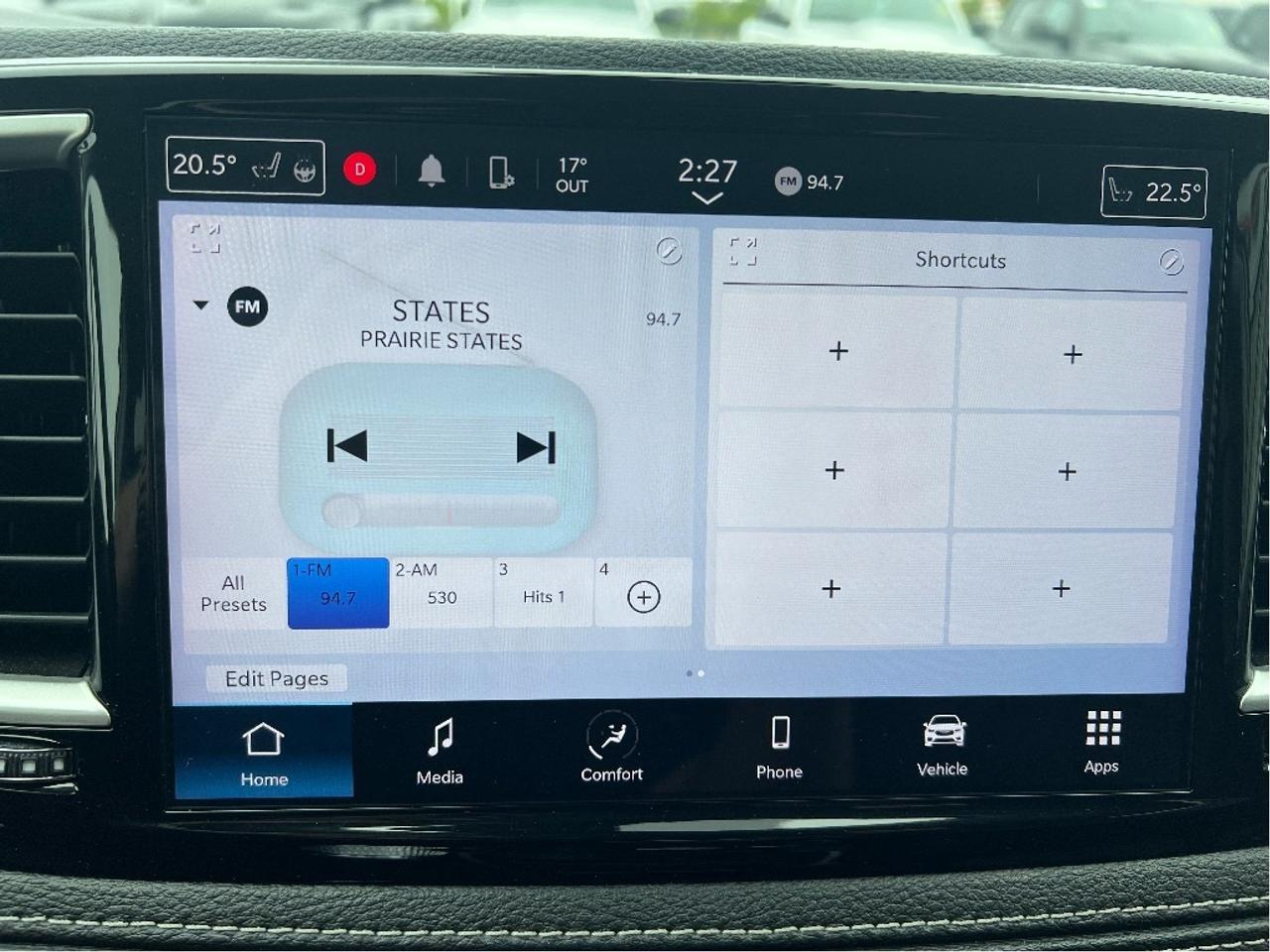 2024 Chrysler Pacifica Touring-L *LEATHER *BLINDSPOT *REMOTE START Photo