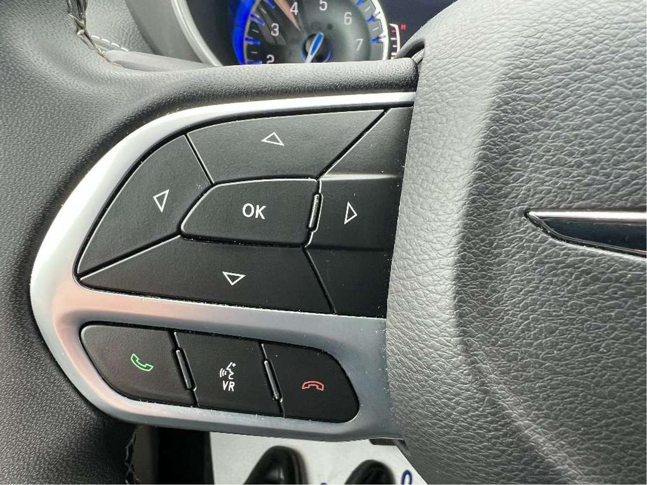 2024 Chrysler Pacifica Touring-L *LEATHER *BLINDSPOT *REMOTE START Photo