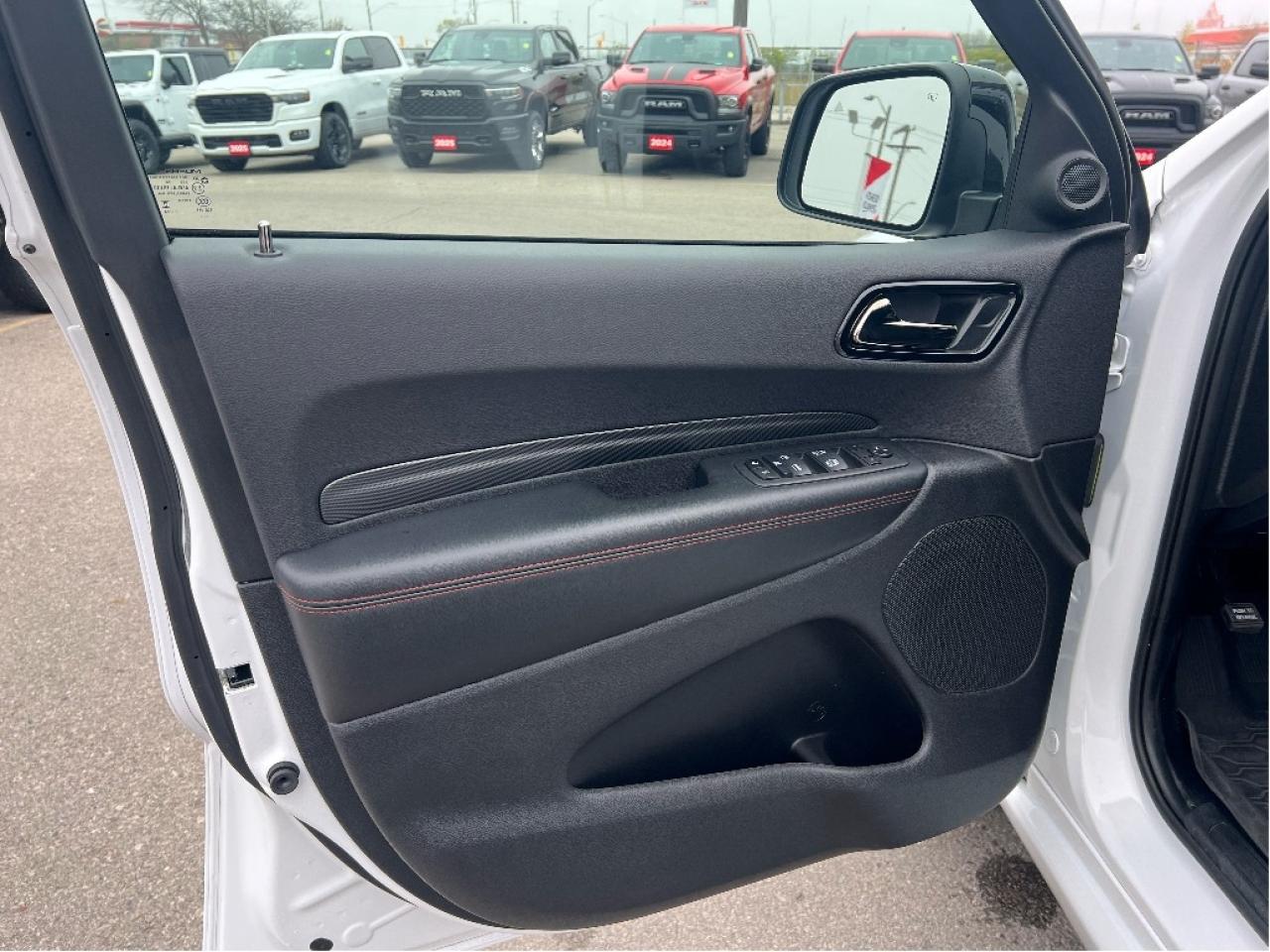 2024 Dodge Durango GT AWD V6 Demonstrator *TOW PACK *PWR SEAT Photo