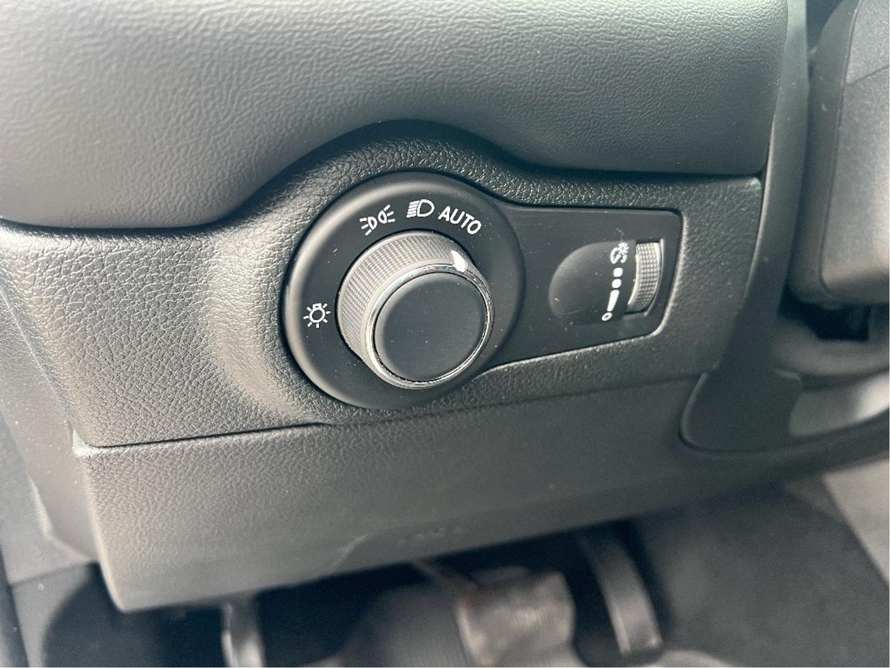 2024 Dodge Durango GT AWD V6  *TOW PACK *PWR SEAT *REMOTE START Photo