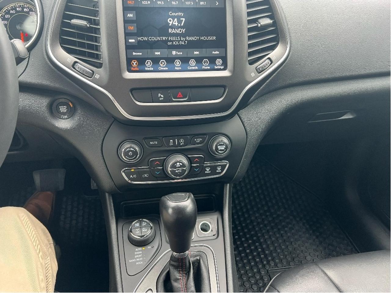 2022 Jeep Cherokee Trailhawk 4x4 V6 *CLEAN CARFAX *GREAT CONDITION Photo