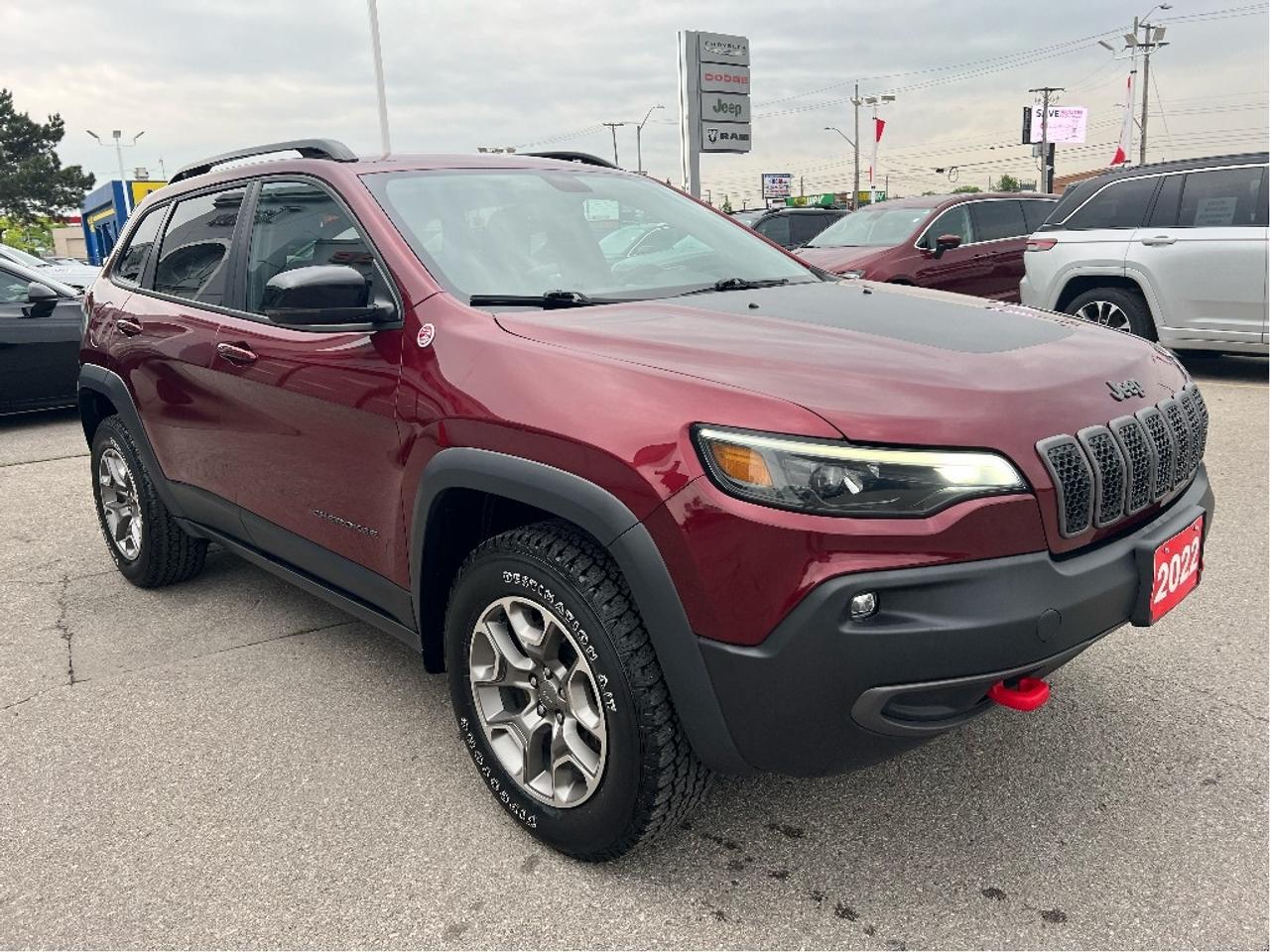 2022 Jeep Cherokee Trailhawk 4x4 V6 *CLEAN CARFAX *GREAT CONDITION Photo