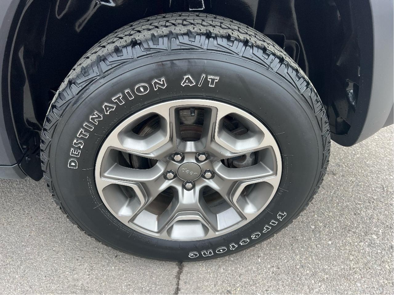 2022 Jeep Cherokee Trailhawk 4x4 V6 *CLEAN CARFAX *GREAT CONDITION Photo