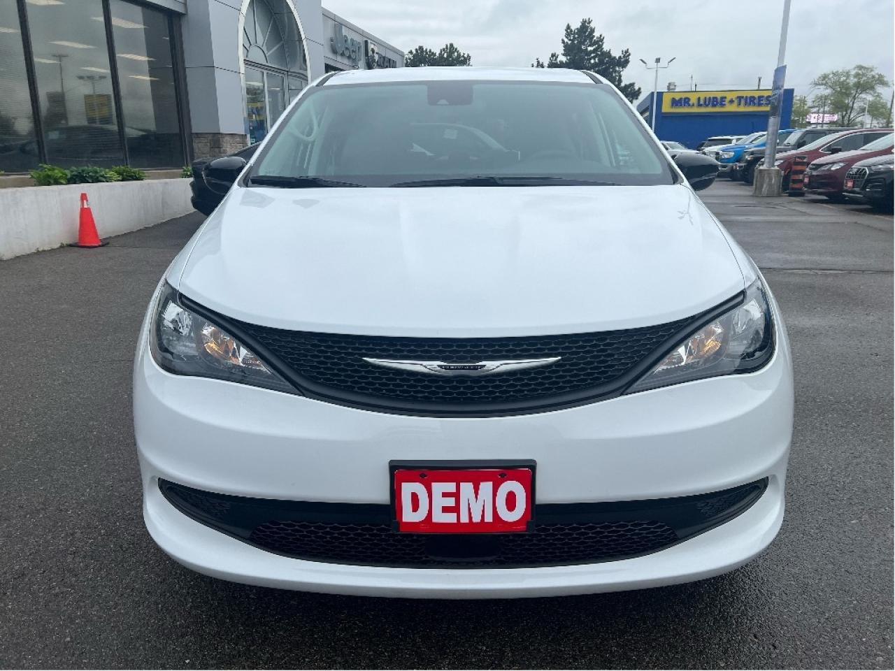 2024 Chrysler Grand Caravan SXT Demonstrator *NAVI *BLINDSPOT *LOW KMS Photo