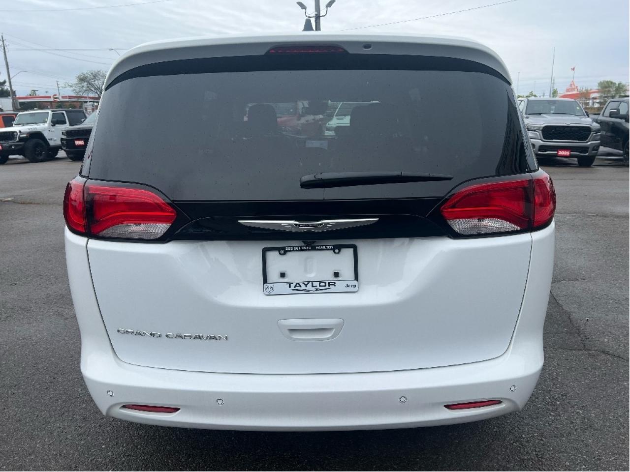 2024 Chrysler Grand Caravan SXT V6 *NAVI *PWR SEAT *REMOTE START *POWER DOORS Photo