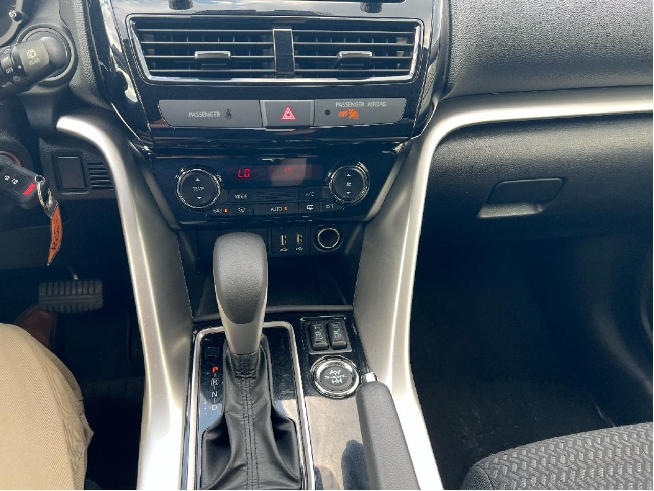 2023 Mitsubishi Eclipse Cross ES S-AWC *HEATED SEATS *BLUETOOTH *BKP CAM Photo