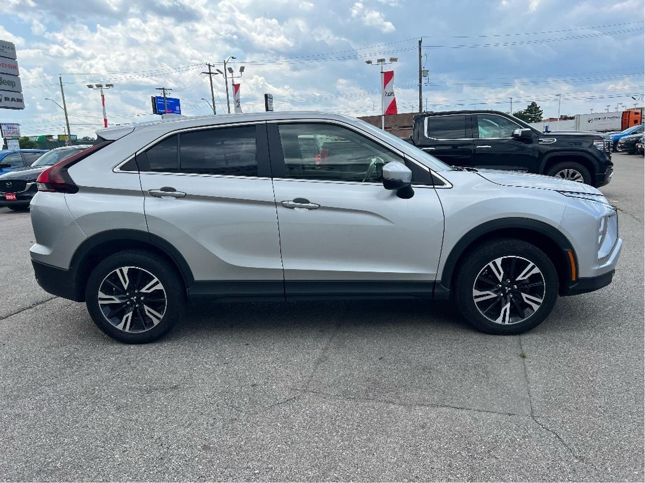 2023 Mitsubishi Eclipse Cross ES S-AWC *HEATED SEATS *BLUETOOTH *BKP CAM Photo