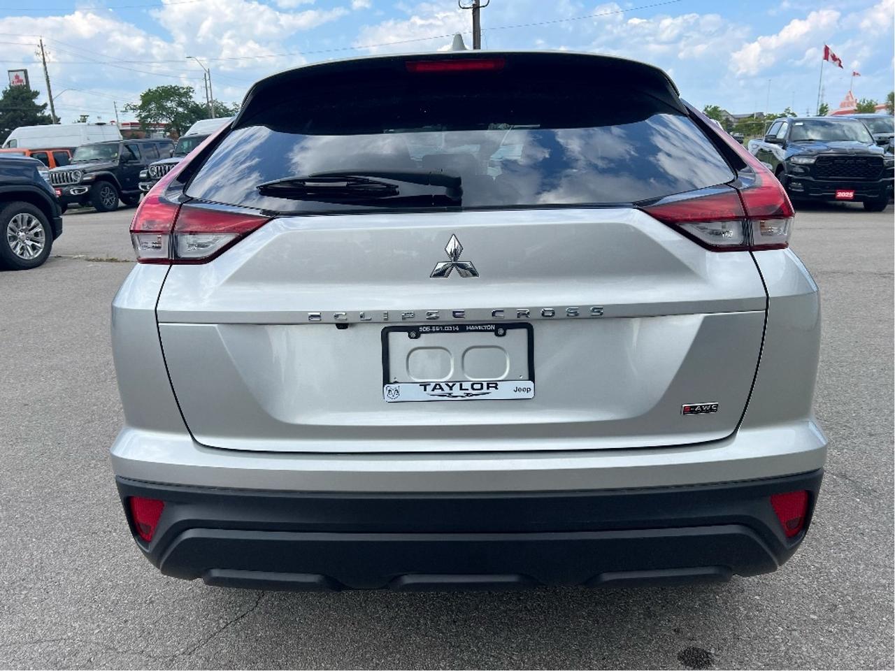 2023 Mitsubishi Eclipse Cross ES S-AWC *HEATED SEATS *BLUETOOTH *BKP CAM Photo