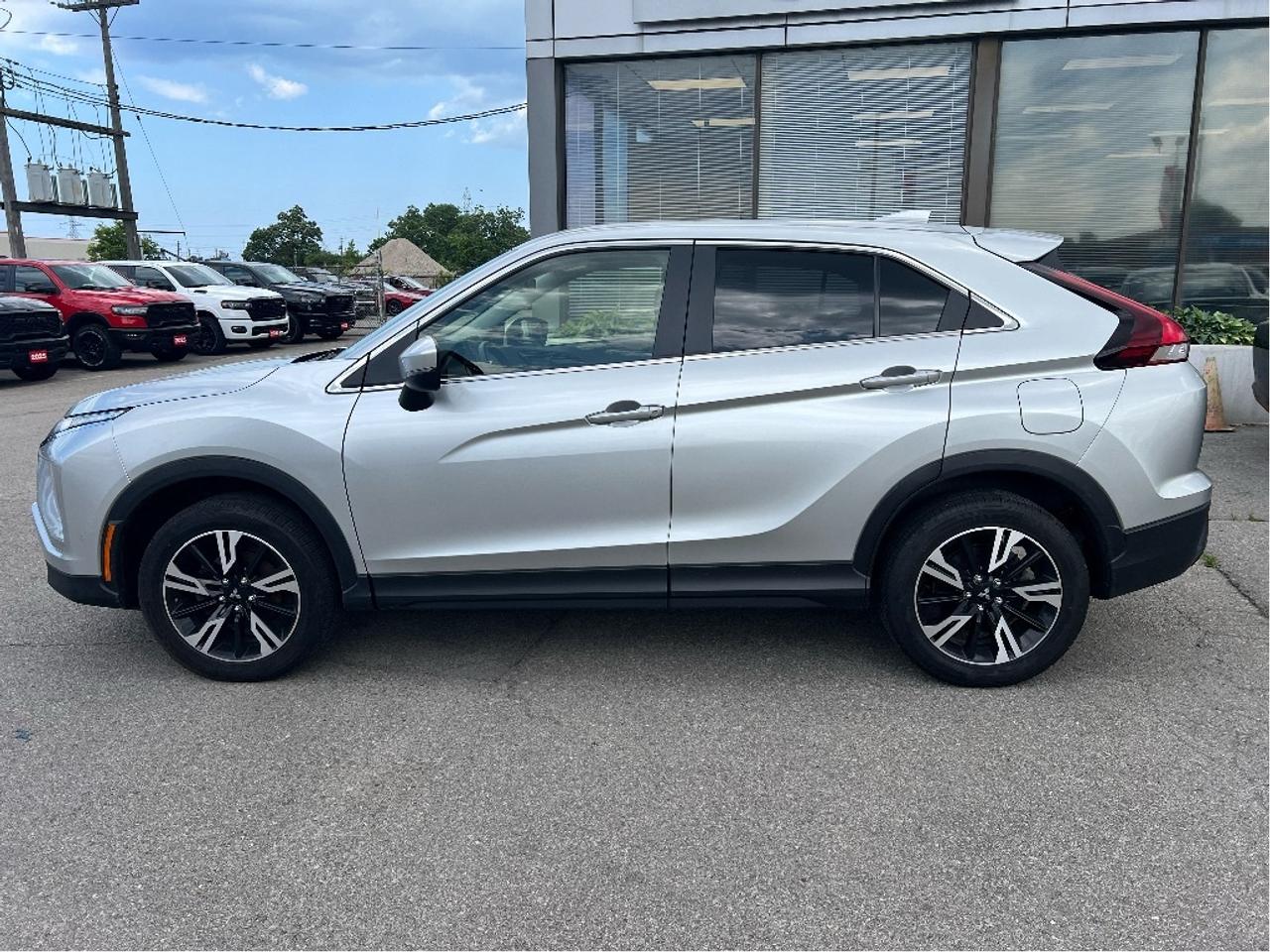 2023 Mitsubishi Eclipse Cross ES S-AWC *HEATED SEATS *BLUETOOTH *BKP CAM Photo