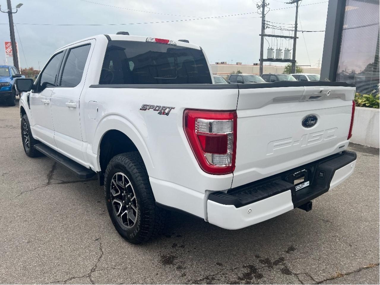 2023 Ford F-150 Lariat Supercrew 4X4 *LOW KMS *CLEAN CARFAX Photo