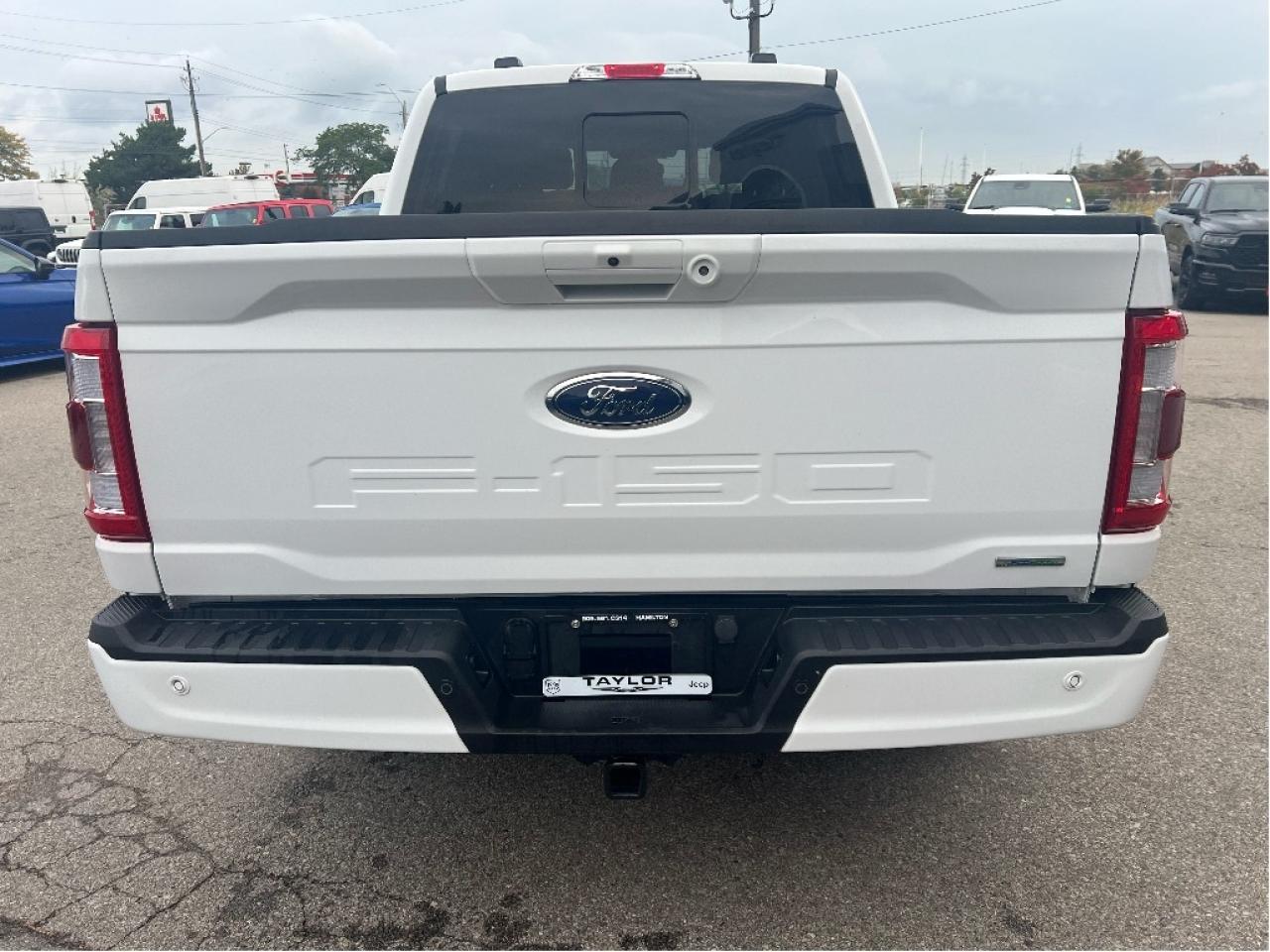 2023 Ford F-150 Lariat Supercrew 4X4 *LOW KMS *CLEAN CARFAX Photo