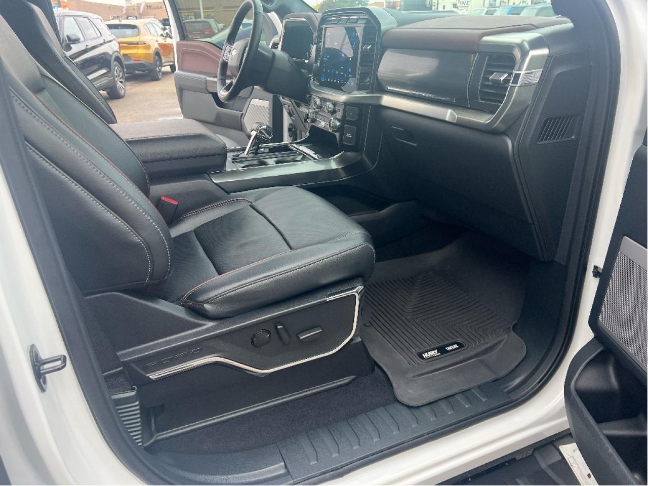 2023 Ford F-150 Lariat Supercrew 4X4 *LOW KMS *CLEAN CARFAX Photo